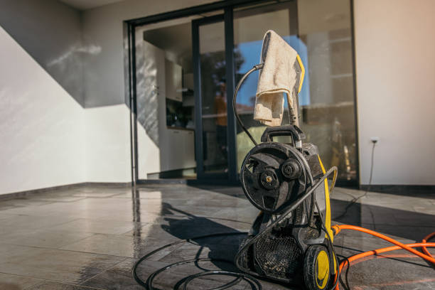 Best Dumpster Area Cleaning  in Neenah, WI
